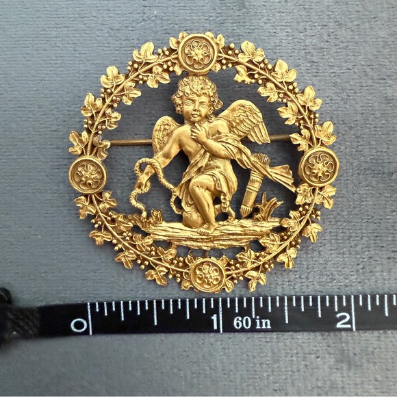 RARE Vtg Historic Museum Deerfield Cherub Wreath Brooch Pendant Cupid Snake Pin - Picture 5 of 7